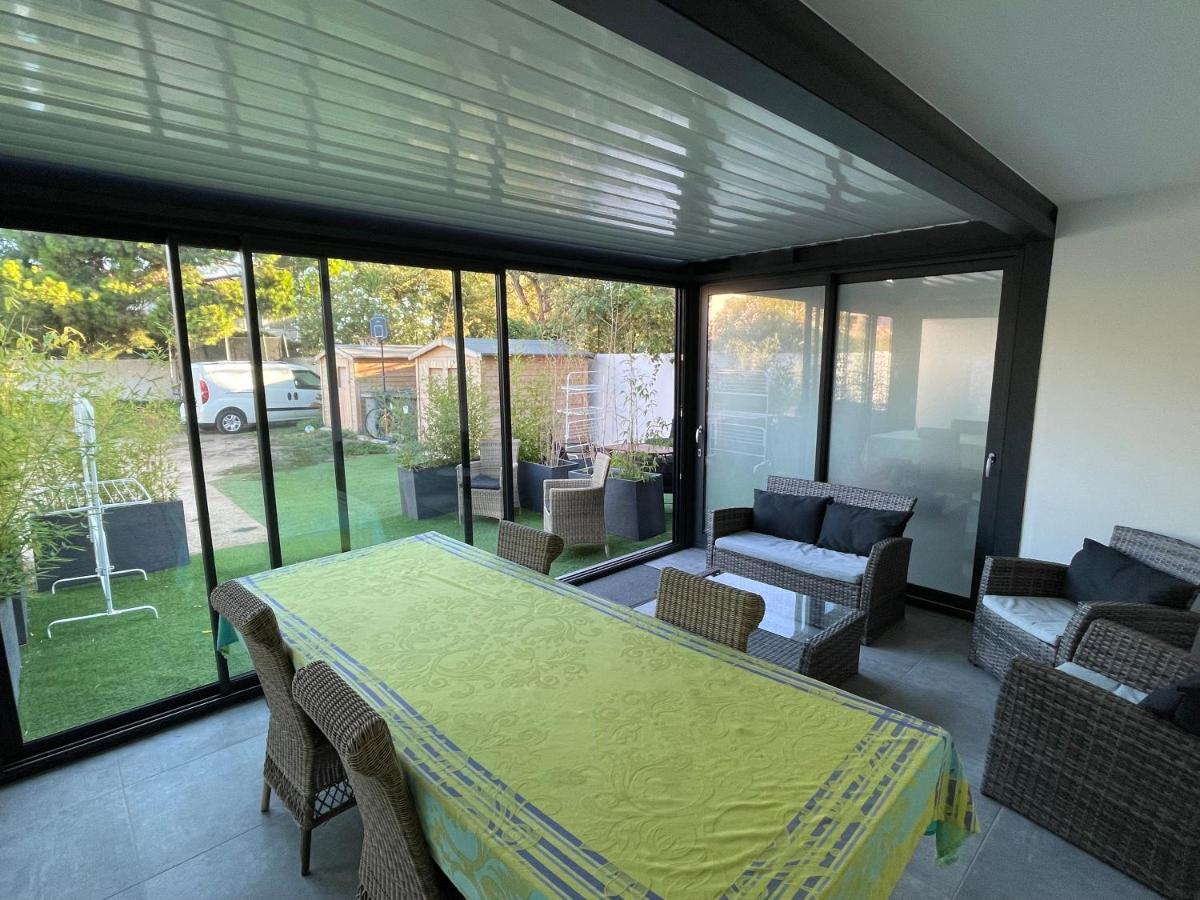 Residence San Paolisa Hyeres Luaran gambar