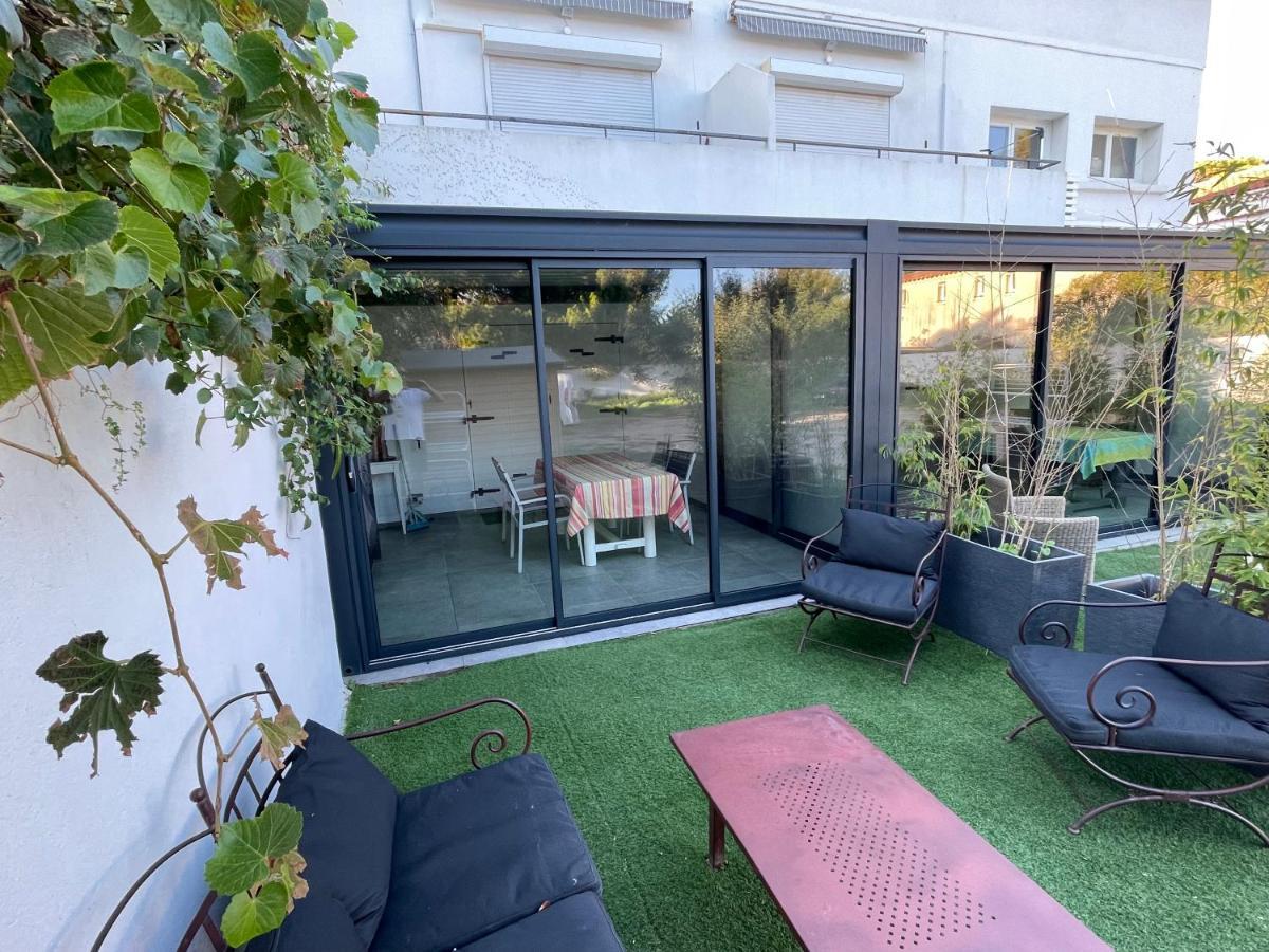 Residence San Paolisa Hyeres Luaran gambar