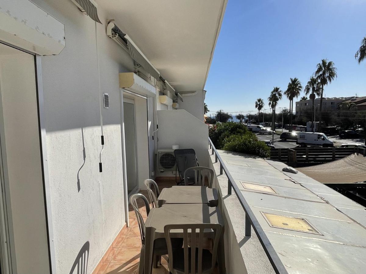 Residence San Paolisa Hyeres Luaran gambar
